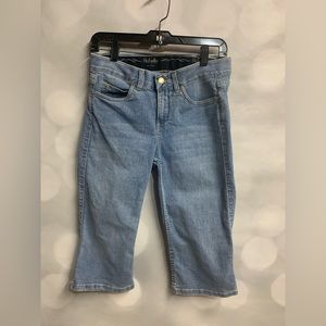 Rafaella cropped jeans size 6‎